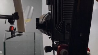 Ternyata iklan minuman keras yang begitu memukau difilmkan seperti ini