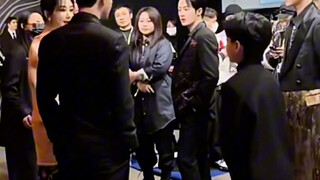 听力唇语考试来了 紫晚檀毅  后台原声 （全程在看张晚意的背 形体太有张力 攻击性了 ）