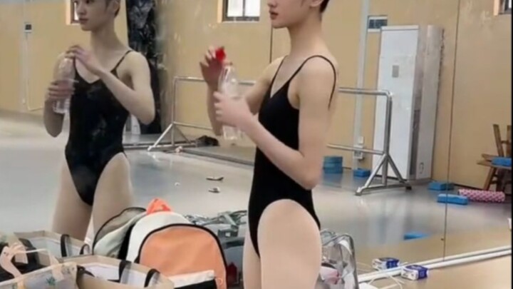 การฝึกเต้น