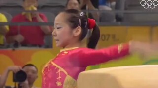 China's strongest reserve athlete delivers a stunning jump that wows the entire audience