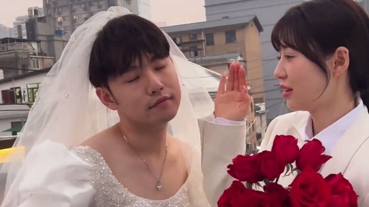 爱情哪里有什么顺其自然，这一天从我遇见她开始就计划好了