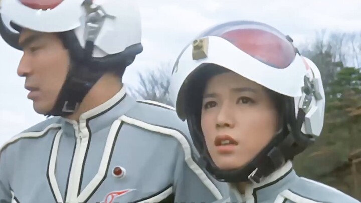 Ultraman Seven's weakness is that electromagnetic interference can prevent him from transforming.