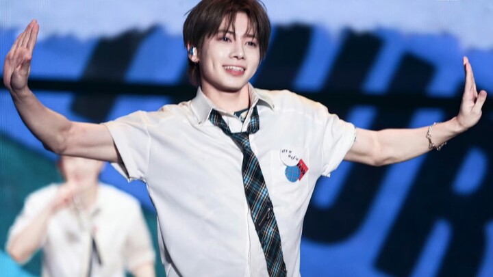 Jang Taehyun menari ulang tarian girl grup keesokan harinya 404 (New Era) KiiiKiii! Benar-benar peso
