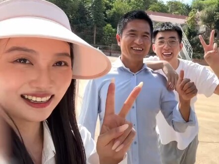 What’s really hidden behind Lao Ma’s cup of coffee?