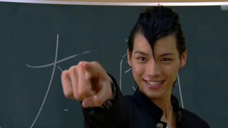 A recent photo of the main rider of Kamen Rider 2021, compared with the photo taken at the time of s