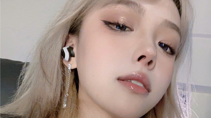 “Don’t Talk—It’s Urgent!”