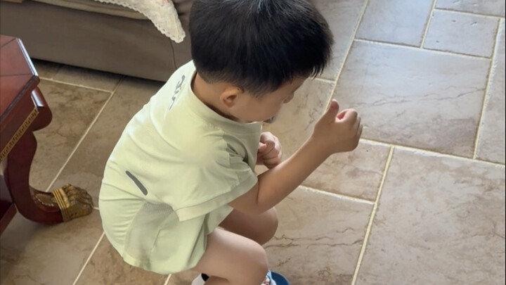 Social Anxiety Outside, Social Terror at Home