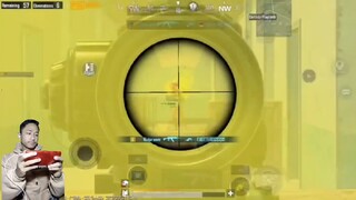 PUBG MOBILE - ngapain sih pegang lepas senjata 😂.... ngerti dong masa ngak ngerti wkwk