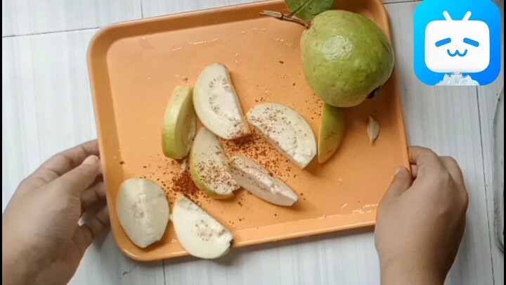 cutting guava🍐🍐🍐