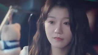 Saat mabuk, aku tak sengaja menikahi kakak CEO dingin sahabatku, tapi dia memanjakanku