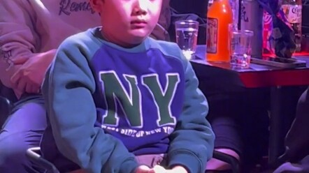 “Hội chứng sợ người sành điệu”