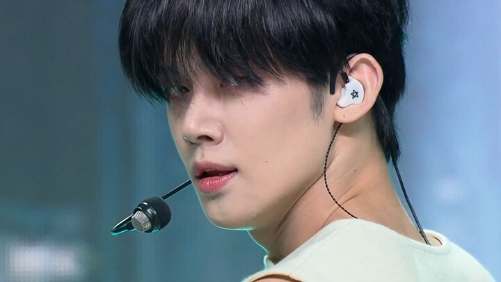 TXT's latest comeback track Deja Vu, performance stage on 240410