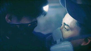 BUKAN AKU|"Tenggelam|Wajahmu terukir di kuasku" (mungkin satu-satunya pasangan video CP di Internet)