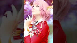 Sword art online girl cosplay singing way back home