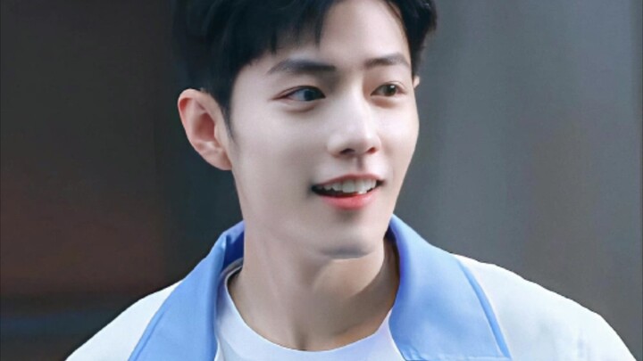 Cười chết mất! Đây chắc là kiểu fan theo thần tượng mà vẫn giữ nguyên bản tính ngang bướng đây 【Tiêu