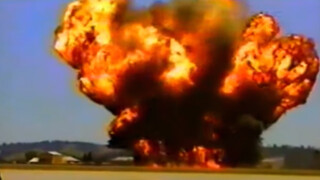1994年美国刺头飞行员装逼失败，结果反而害死机上四人