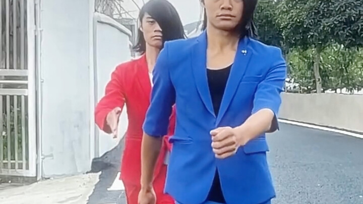 ประวัติวิวัฒนาการของบัฟสีแดงและสีน้ำเงิน