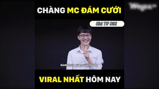 MC đám cưới như này xứng đáng ăn 10 quả đớm