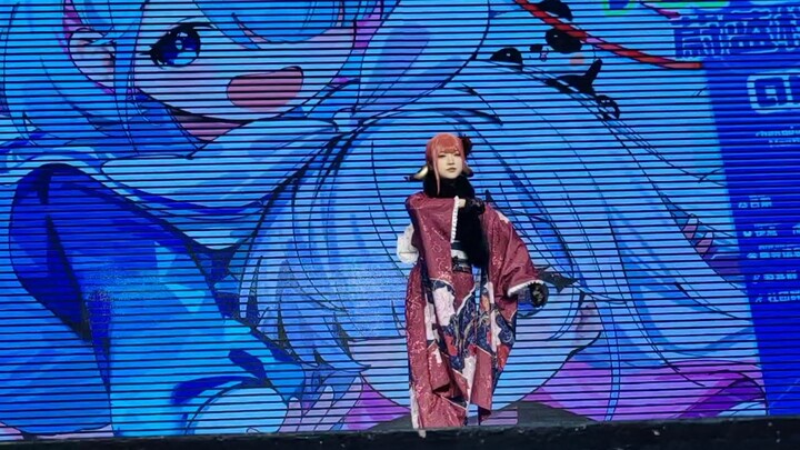 点击即看春阿露跳舞！