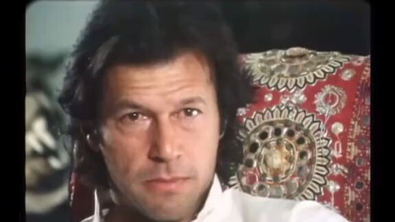 1992 -Nawaz Sharif Offers Imran Khan a spot politics but he declines
