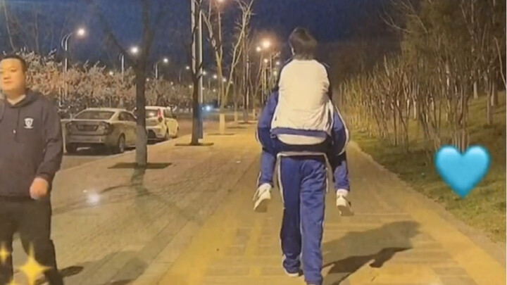 What’s it like when the school heartthrob dates a “0” (a virgin)?