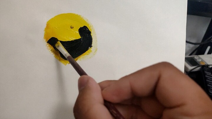 Vàng + Đen = Đen.