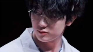 【OMEGA X】这么奶的忙内在夹尼面前怎么那么像大哥呢？！