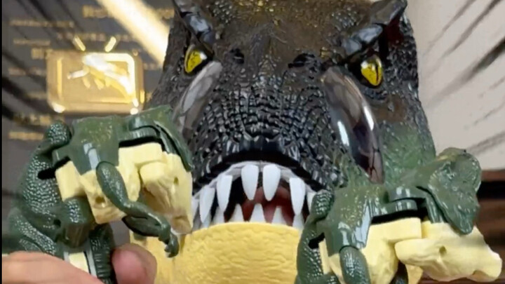 Baru aja beli mainan dinosaurus online… Ini bener-bener nge-jamuin selera humor gue banget! #MainanD