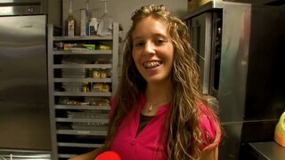 18 Kids and Counting | S03E22 ~ Duggars Fly the Coop