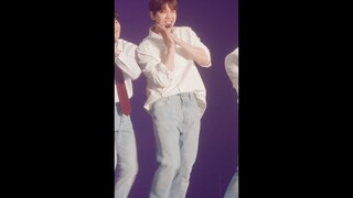 [#BAEKHYUN Cam]《LOVE ME RIGHT》| EXO @2023 EXO FANMEETING "EXO’ CLOCK"