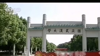 Beginikah suasana di Universitas Wuhan? Dosen ini cukup baik, tapi kata-kata kepala sekolahnya agak.