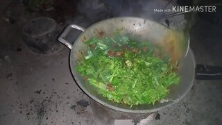 ผัดเผ็ดหนู พริกแห้ง 50เม็ด.   กับน้ำปานะ. !!!!!