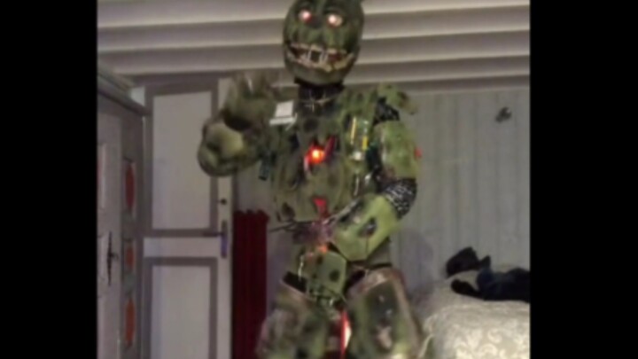 Lắc lò xo phiên bản 2.0 – Bản người thật