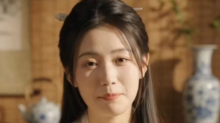 中国女孩品一杯清香绿茶，感受东方茶韵 🍵#中国女孩 #绿茶 #中国茶 #茶文化 #东方美 #中国风 #喝茶 #茶道 #传统文化 #国风美女 #东方韵味 #生活美学 #Chines