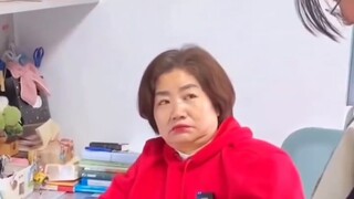 Aku menghancurkan Gundamku dengan tanganku sendiri, melemparkan Kimetsu no Yaiba dengan tanganku sen