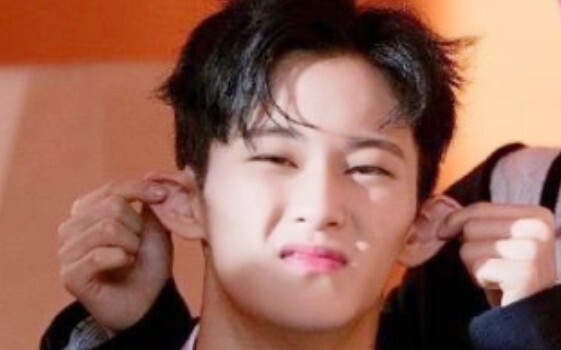 مارك لي | تاو تاو هو أحلى صبي كندي على الإطلاق!