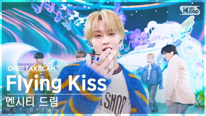“Những cánh hoa đang nở, trong mắt tôi chỉ thấy có em” NCT DREAM – Màn trình diễn “Flying Kiss” quay