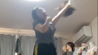 Single master: ผมของฉันจะยุ่งเหยิงเวลาเต้นไหม ฉัน: กรุณาดูวิดีโอ