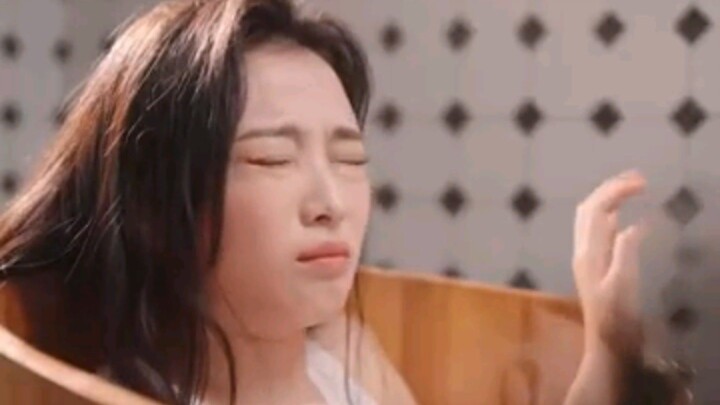 47. Transmigrated into a vintage shrew,I forced CEO to marry me—he regretted it! I filed for divorce