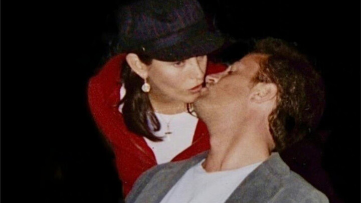[Chandler & Monica] How touching can love be in a sitcom?