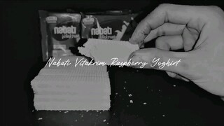 Camilan Nabati Raspberry Yoghurt