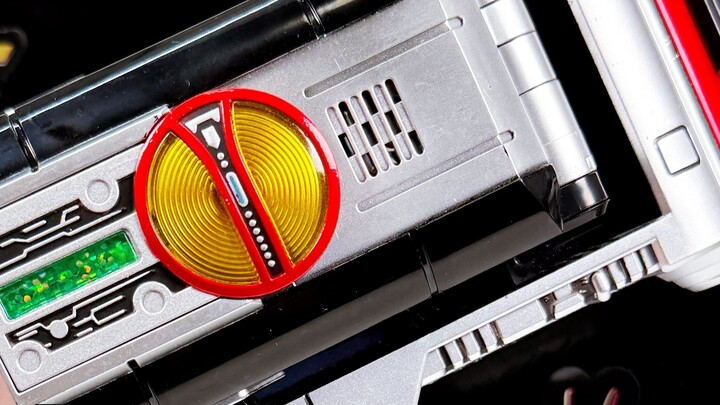 ฉันสามารถปกป้องความฝันของคุณได้ "Kamen Rider Faiz555 Domestic CSM Faiz Driver"