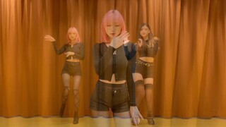 Is a puppet tied with a string love or control? Marionette-Stellar, which do you prefer, royal or cu