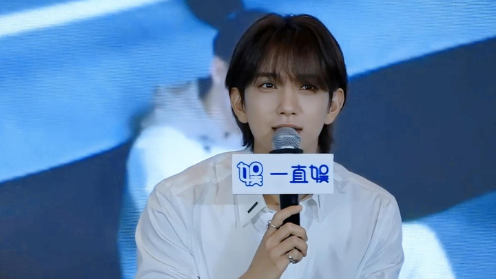 【JOSHUA Hồng Triết Tú】Thích nghe quá! Tú Tú hãy nói tiếng Trung nhiều hơn nhé! fancam