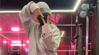 What is the chance of success when doing the hexagram gesture blindfolded?
