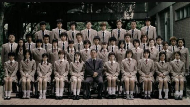 Kawada Shogo kills a murderer before this game runs out | Battle Royale (2000) (eng dub)