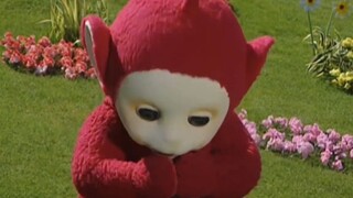 Who would resist a little Pooh who loves to say "Ni~hao~"?