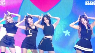 为彩领留出队形！ITZY 8.25颁奖礼Sneakers舞台+获奖本赏cut