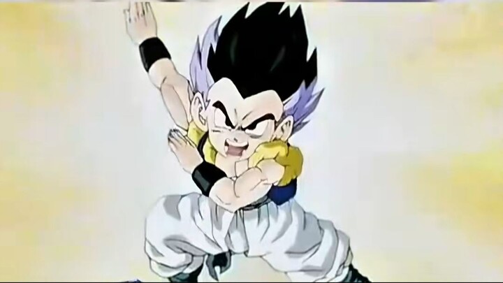 Gotenks belum berantem, tapi gayanya udah kayak final boss