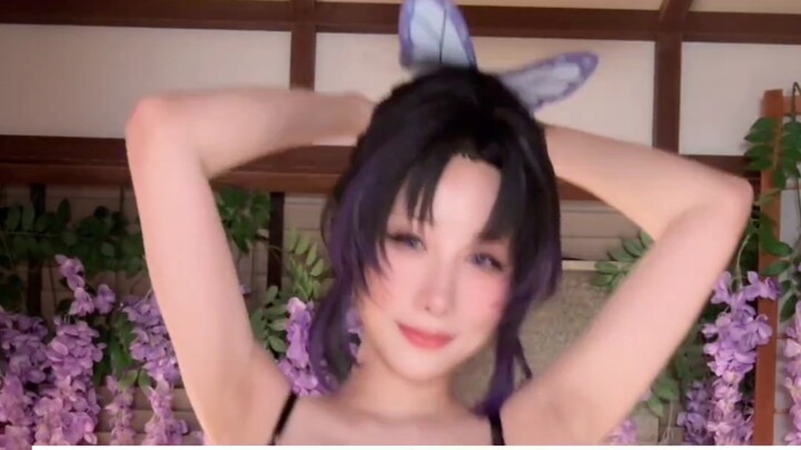 Taipei Rain Sister: Butterfly Ninja Removes Makeup with a Shaking Dance